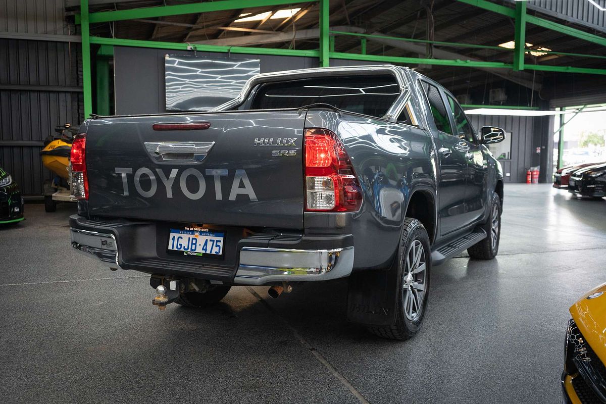 2017 Toyota Hilux SR5 GUN126R 4X4