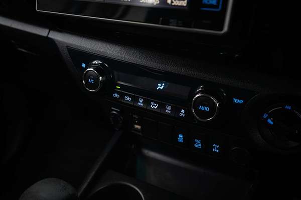 2017 Toyota Hilux SR5 GUN126R 4X4