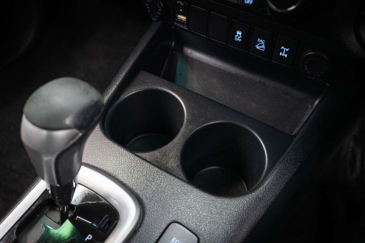 2017 Toyota Hilux SR5 GUN126R 4X4