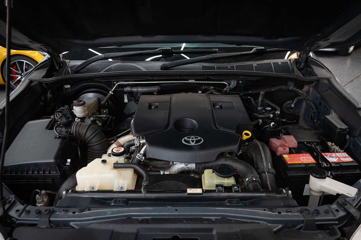 2017 Toyota Hilux SR5 GUN126R 4X4