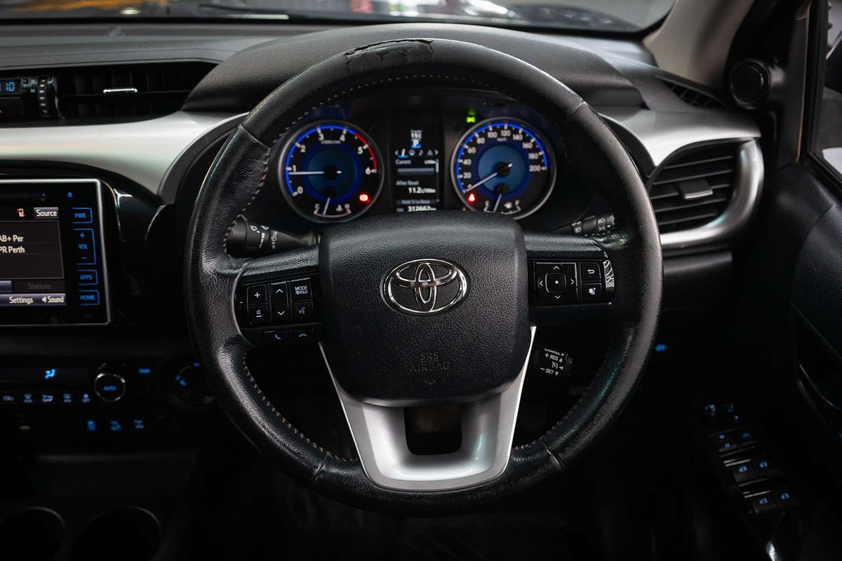 2017 Toyota Hilux SR5 GUN126R 4X4