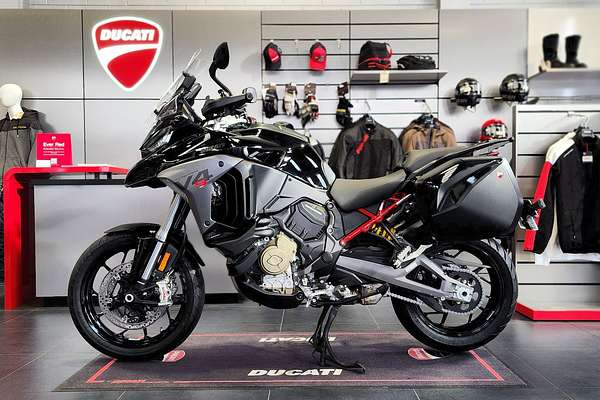 2025 Ducati MULTISTRADA V4S TRAVEL & RADAR