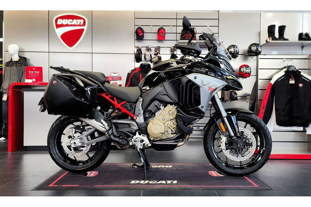 2025 Ducati MULTISTRADA V4S TRAVEL & RADAR