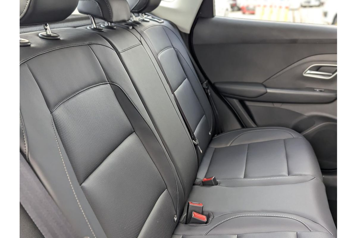 2025 MG ZS Essence ZS32