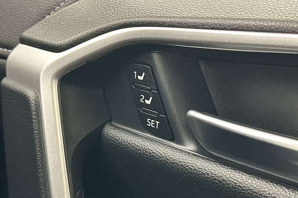 2024 Toyota RAV4 Cruiser AXAH52R