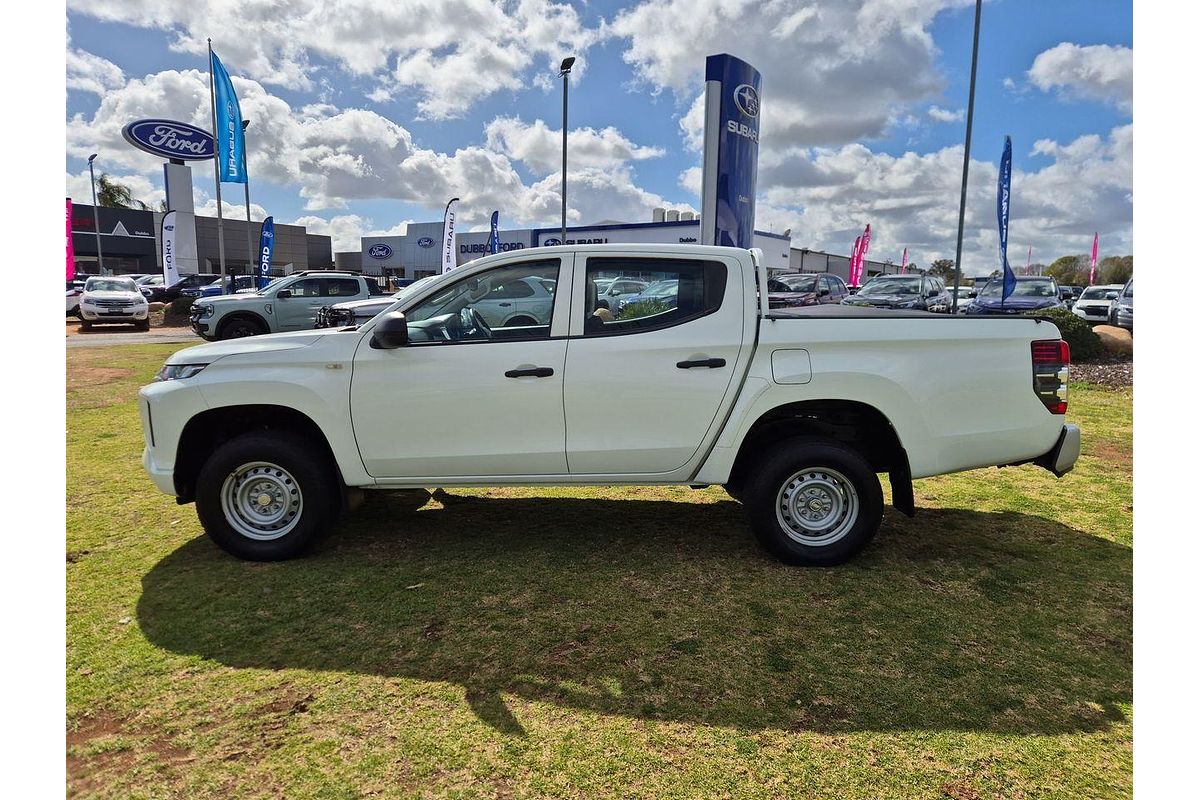2020 Mitsubishi Triton GLX ADAS MR 4X4