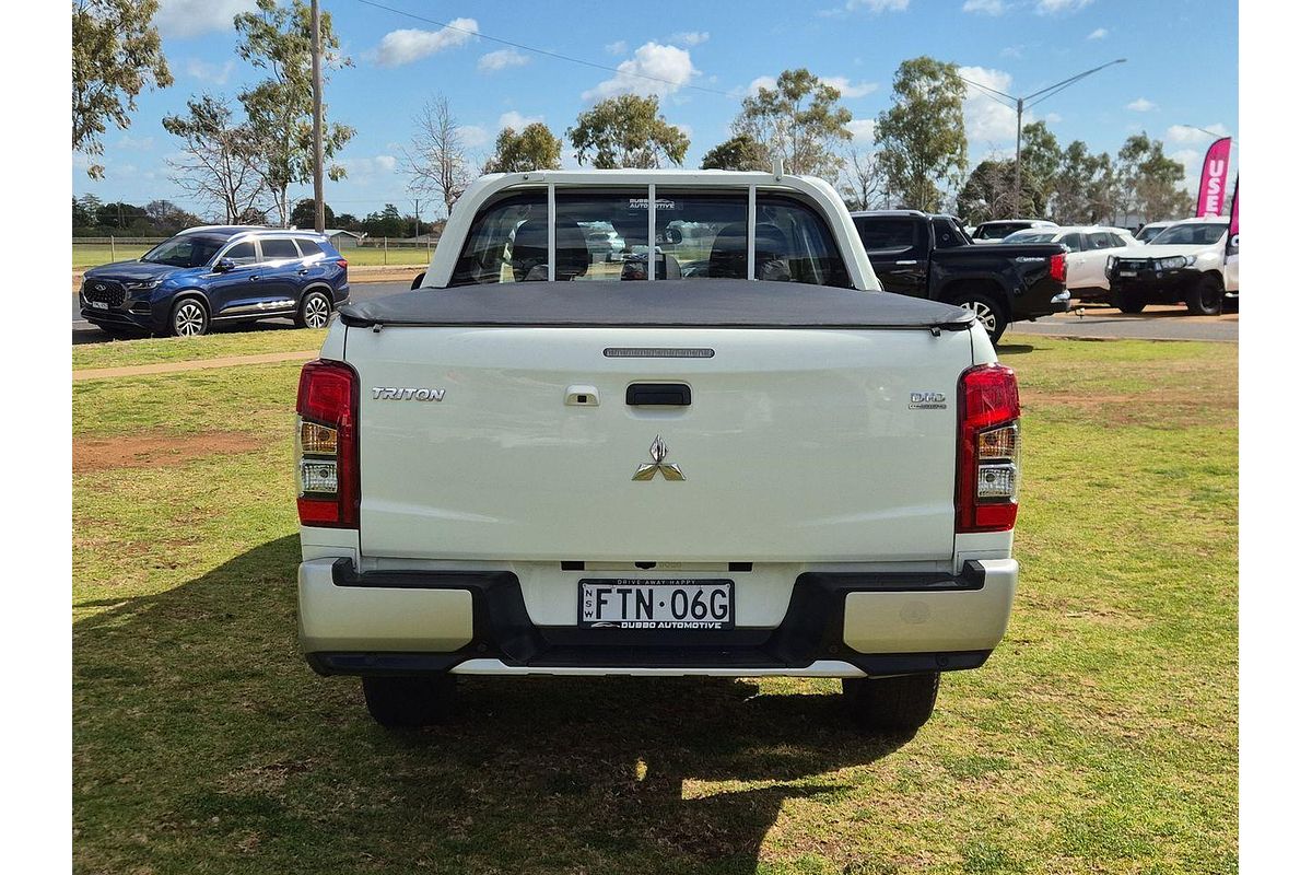 2020 Mitsubishi Triton GLX ADAS MR 4X4