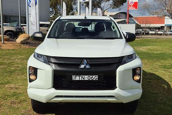 2020 Mitsubishi Triton GLX ADAS MR 4X4
