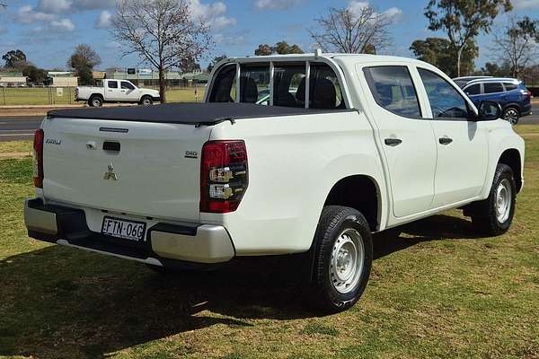 2020 Mitsubishi Triton GLX ADAS MR 4X4