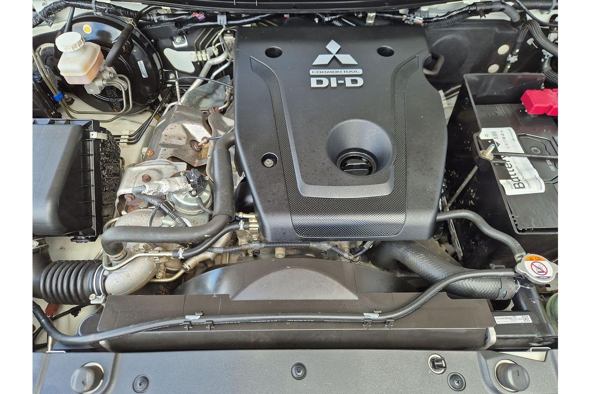 2020 Mitsubishi Triton GLX ADAS MR 4X4