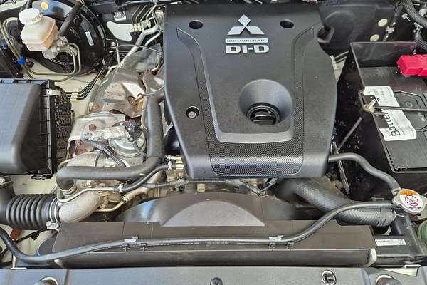 2020 Mitsubishi Triton GLX ADAS MR 4X4
