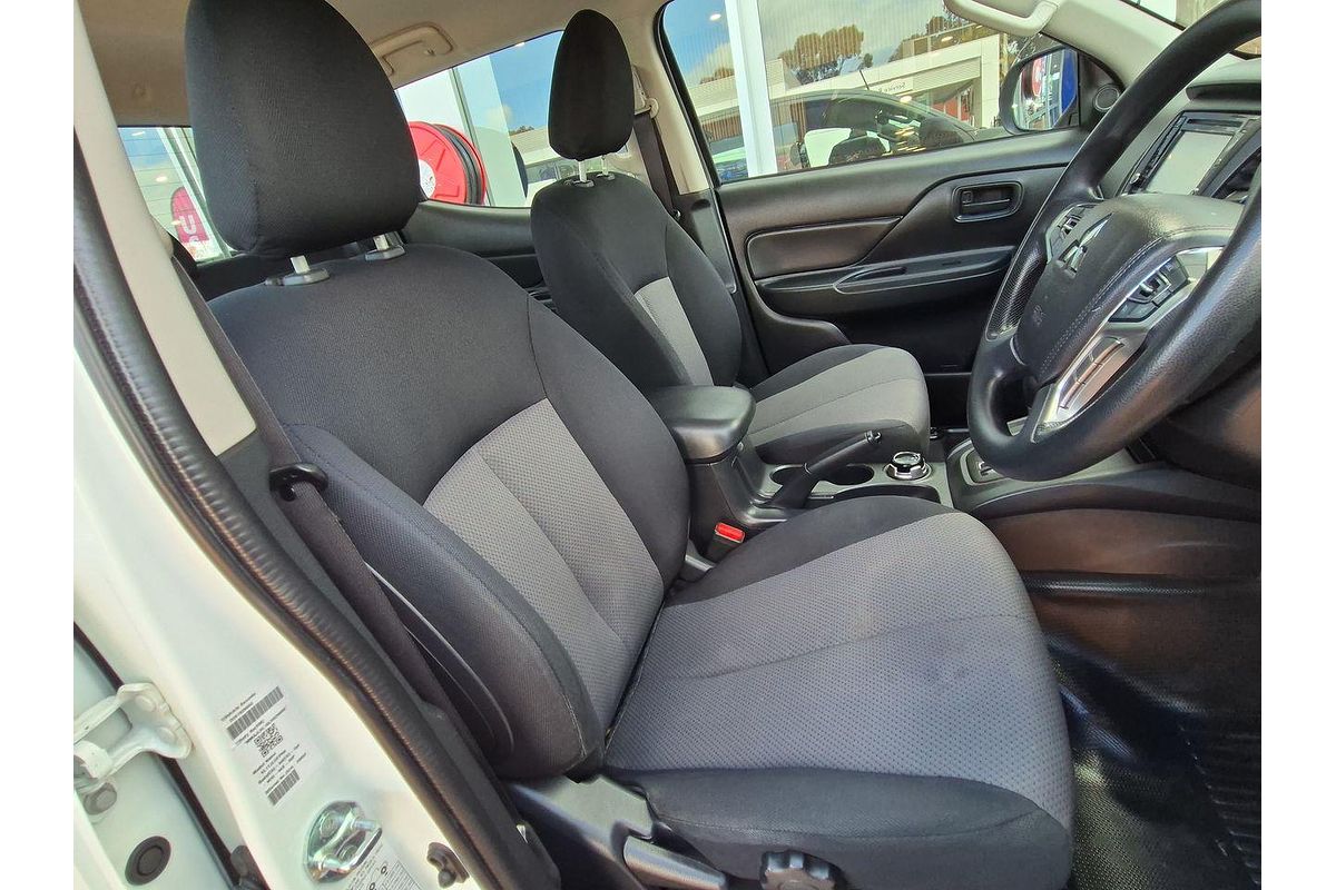 2020 Mitsubishi Triton GLX ADAS MR 4X4