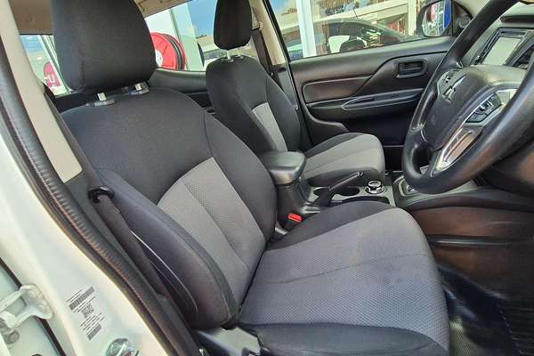 2020 Mitsubishi Triton GLX ADAS MR 4X4