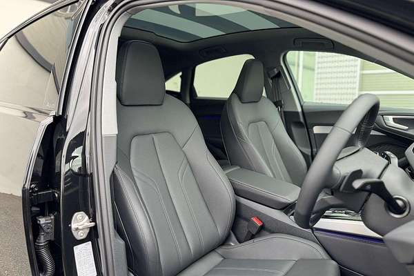 2025 Audi A5 TFSI 150kW S line B10