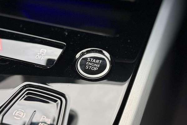 2025 Audi A5 TFSI 150kW S line B10