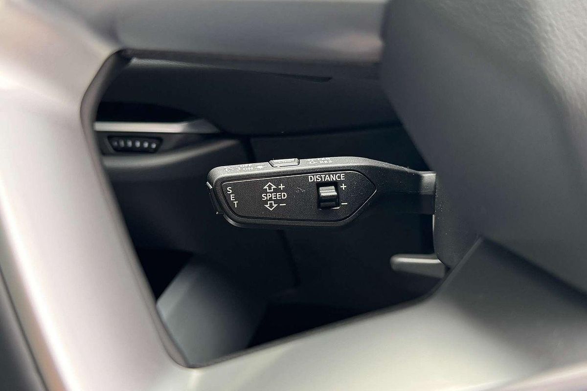 2025 Audi A5 TFSI 150kW S line B10