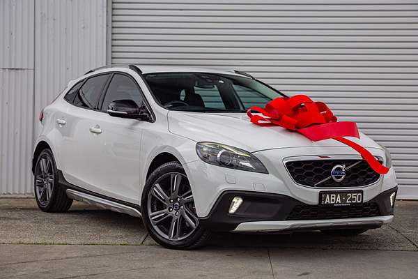 2014 Volvo V40 Cross Country D4 Luxury