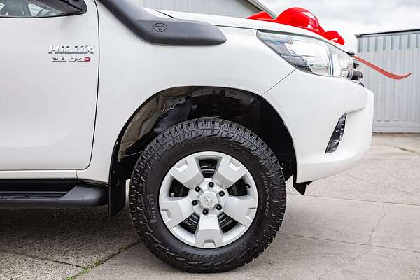 2017 Toyota Hilux SR GUN126R 4X4