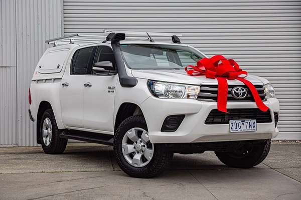 2017 Toyota Hilux SR GUN126R 4X4