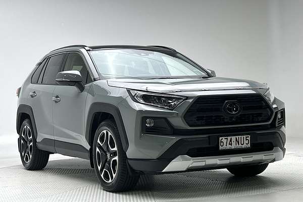 2019 Toyota RAV4 Edge AXAA54R