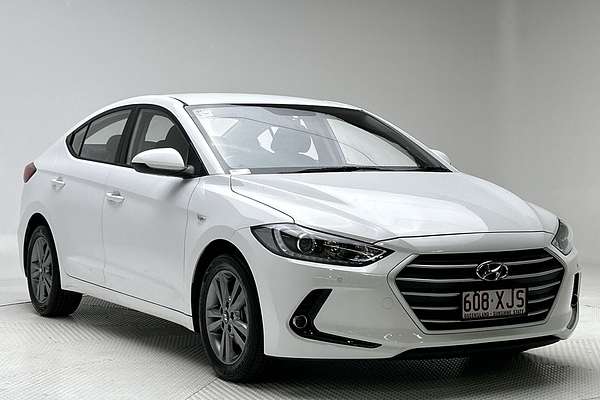 2017 Hyundai Elantra Active AD