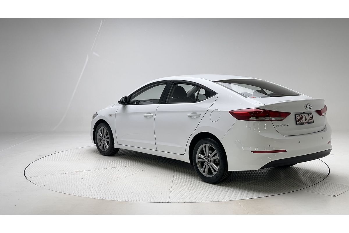 2017 Hyundai Elantra Active AD