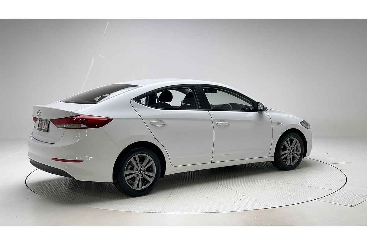 2017 Hyundai Elantra Active AD
