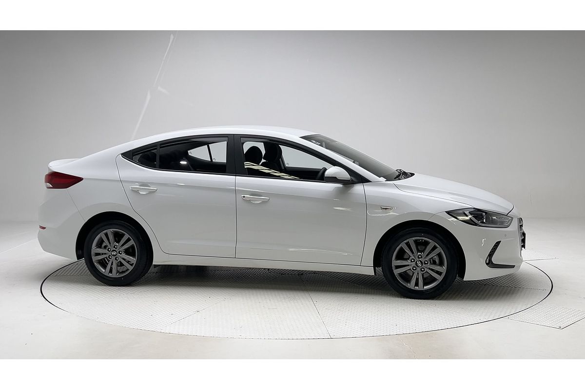 2017 Hyundai Elantra Active AD