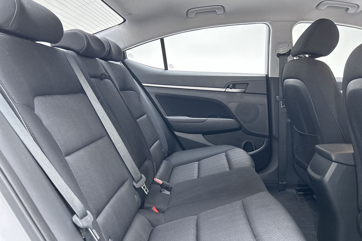 2017 Hyundai Elantra Active AD