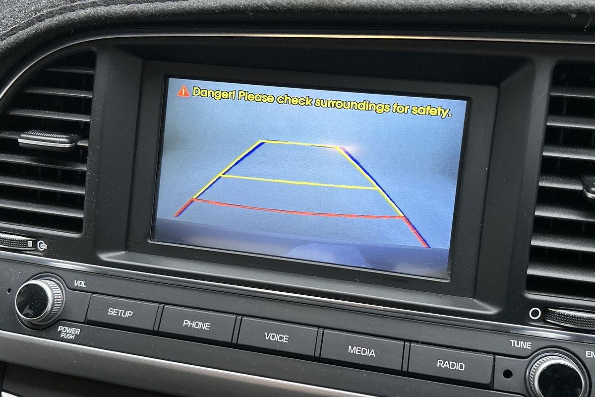 2017 Hyundai Elantra Active AD