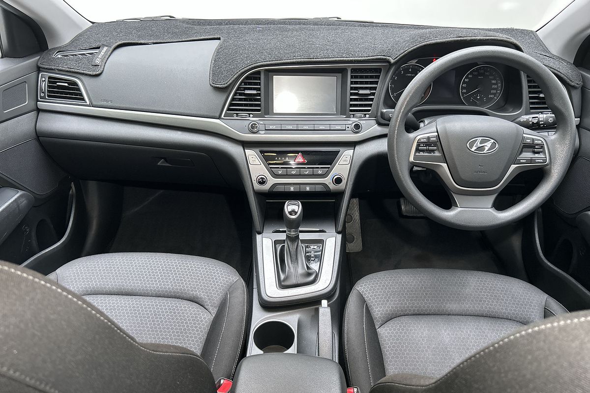 2017 Hyundai Elantra Active AD
