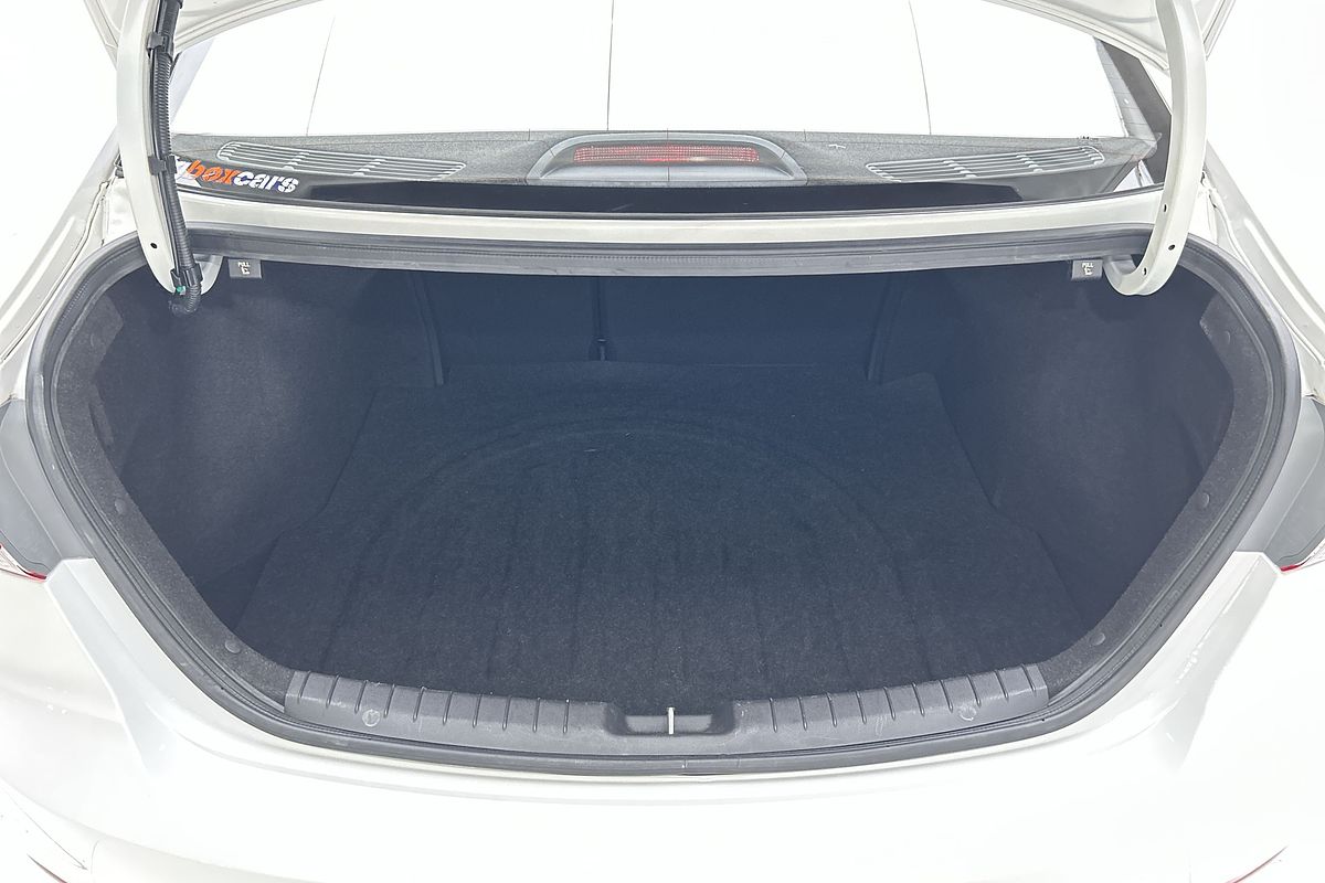 2017 Hyundai Elantra Active AD