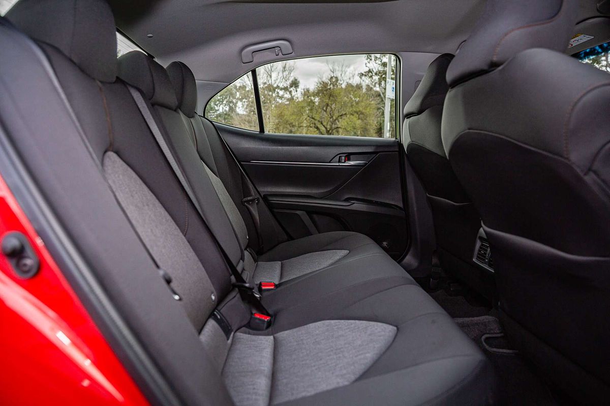 2020 Toyota Camry Ascent