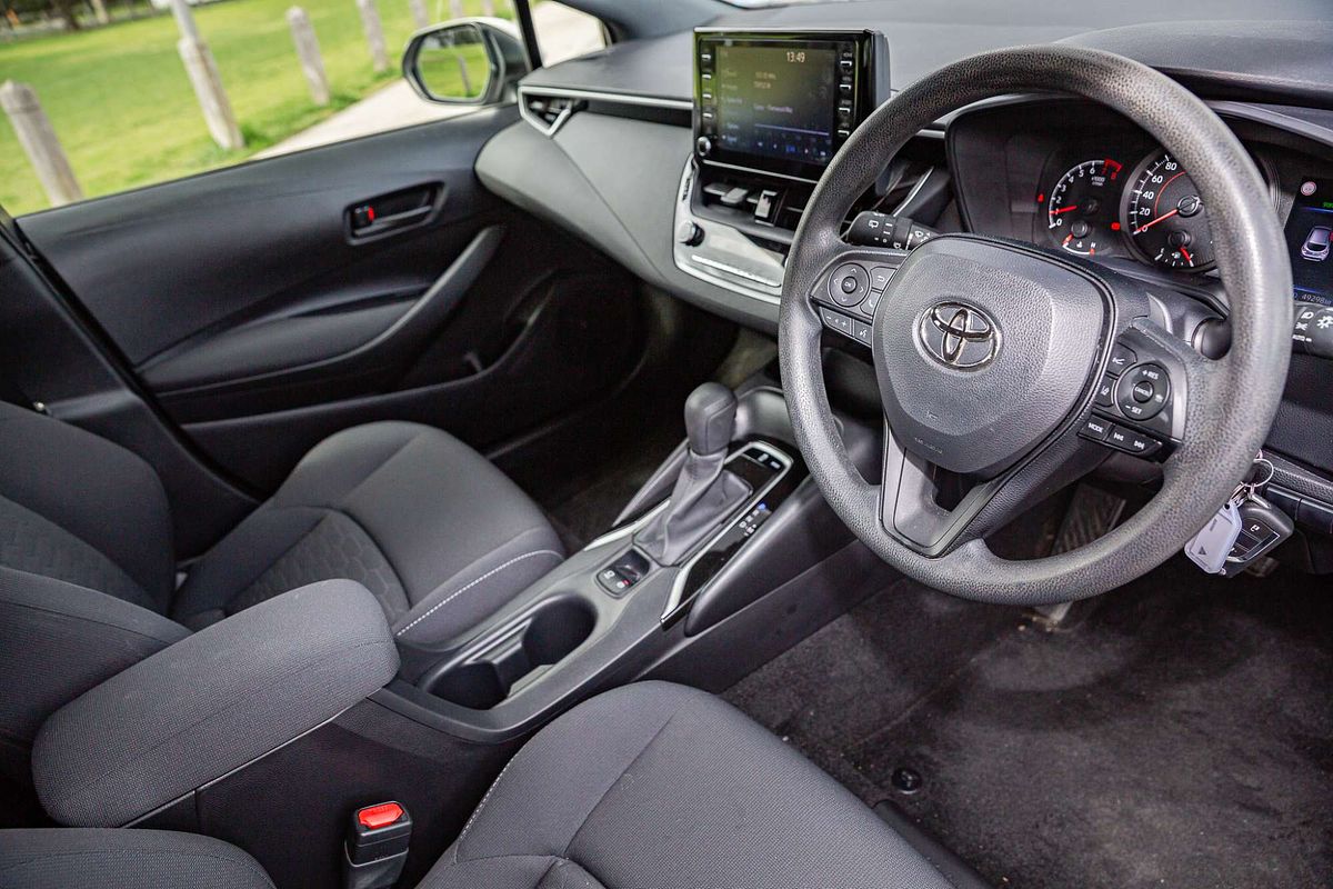 2018 Toyota Corolla Ascent Sport MZEA12R