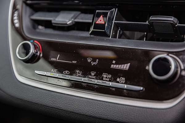 2018 Toyota Corolla Ascent Sport MZEA12R