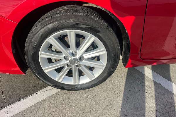 2015 Toyota Camry Atara S ASV50R