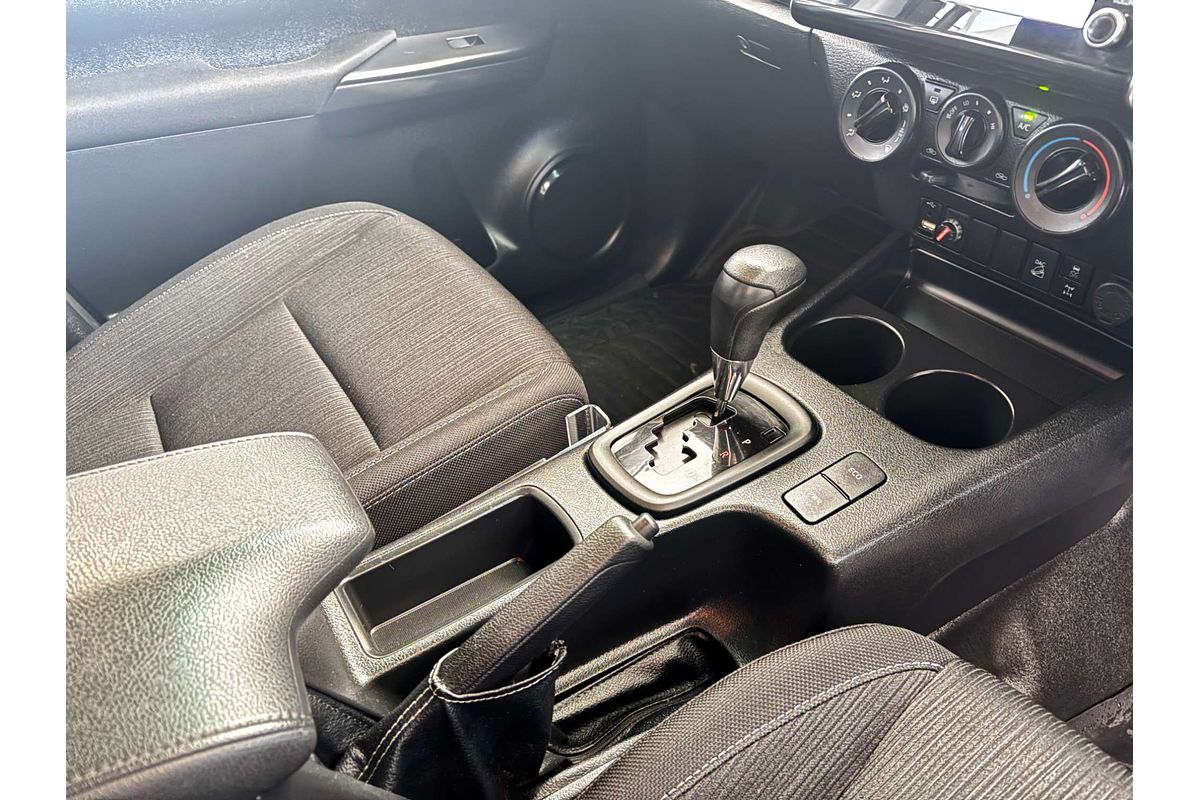 2022 Toyota Hilux SR GUN126R 4X4