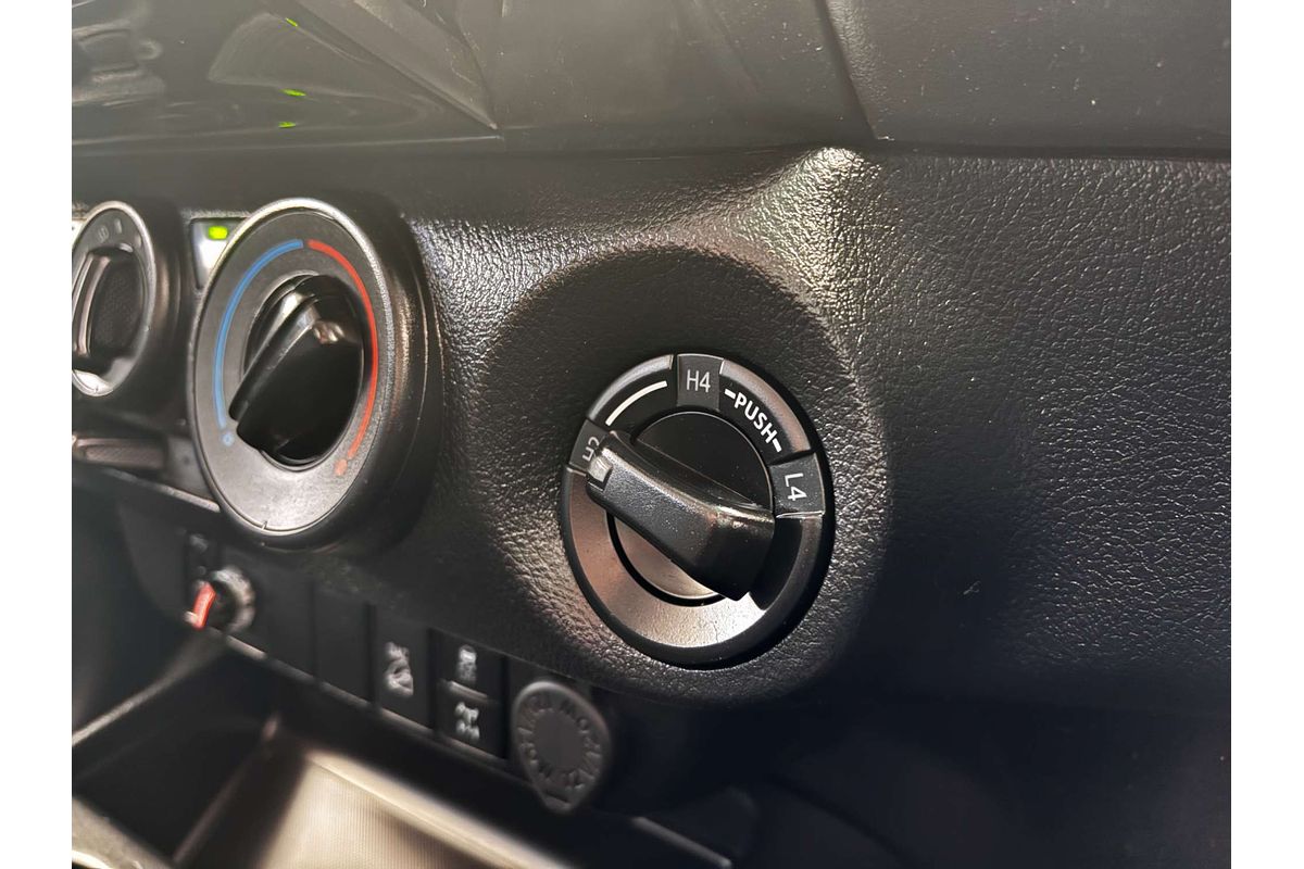 2022 Toyota Hilux SR GUN126R 4X4