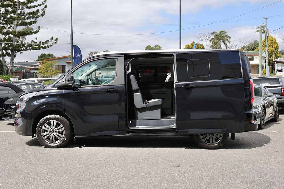 2024 Ford Tourneo Titanium X AV SWB