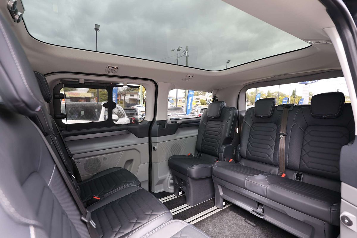 2024 Ford Tourneo Titanium X AV SWB