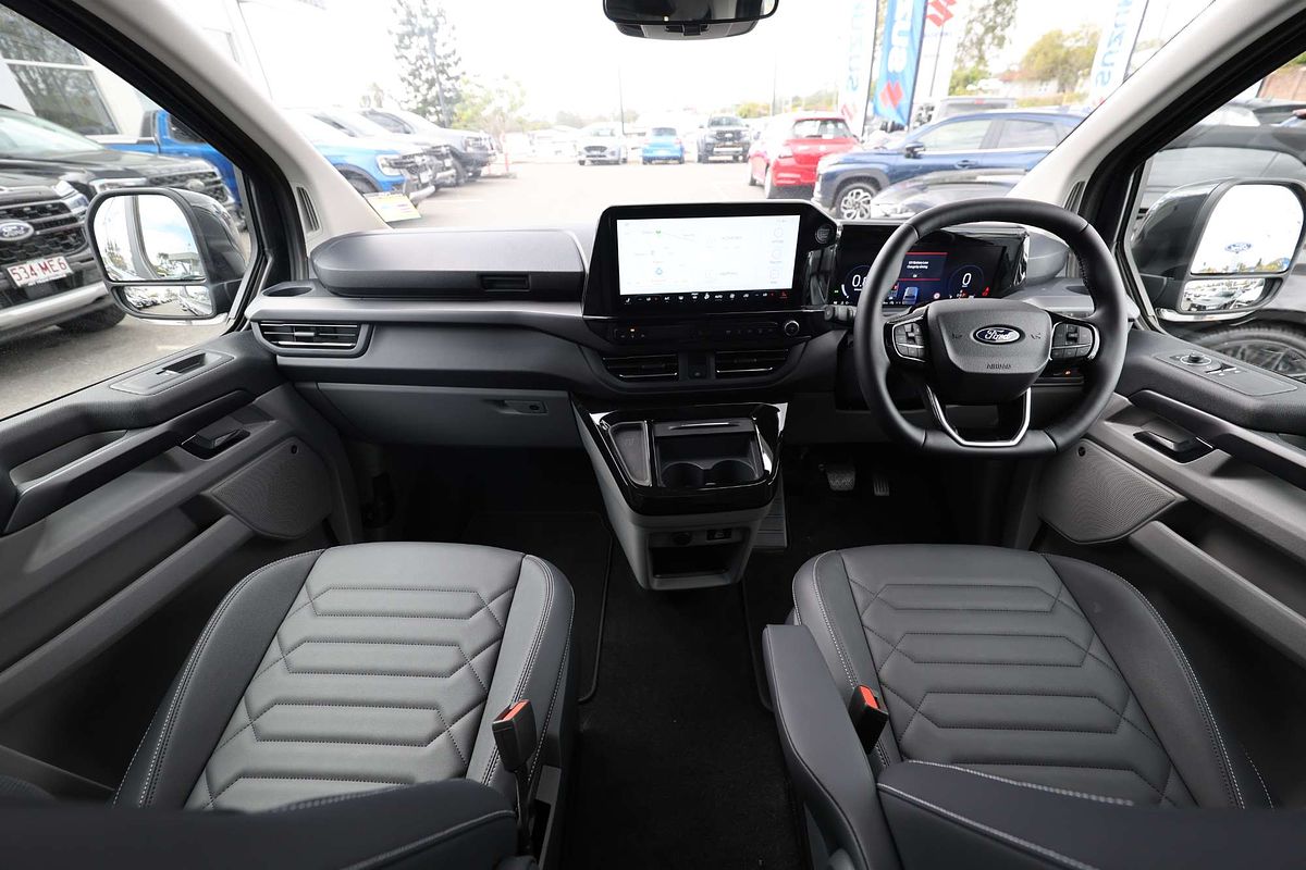 2024 Ford Tourneo Titanium X AV SWB