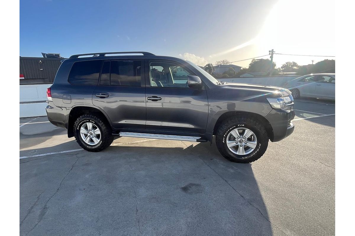 2016 Toyota Landcruiser GXL VDJ200R