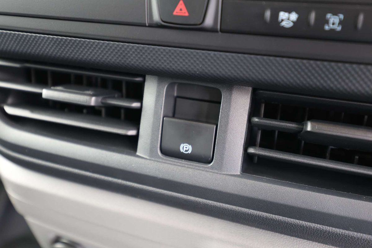 2023 Ford Transit Custom Trend 320S AV SWB