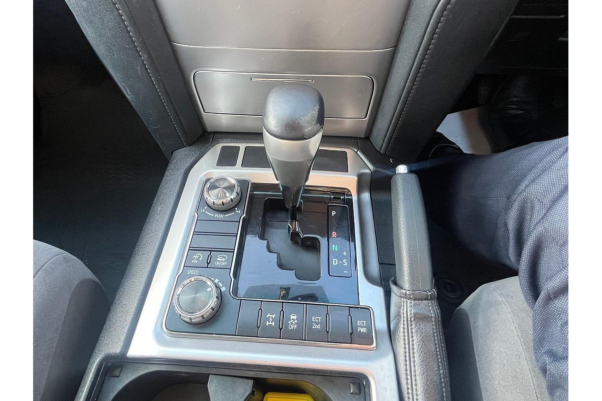 2016 Toyota Landcruiser GXL VDJ200R