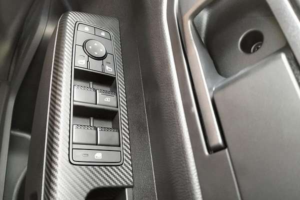2025 Mitsubishi Triton GLX MV 4X4