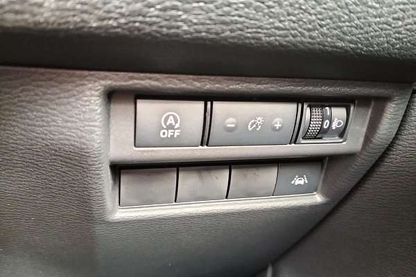 2025 Mitsubishi Triton GLX MV 4X4