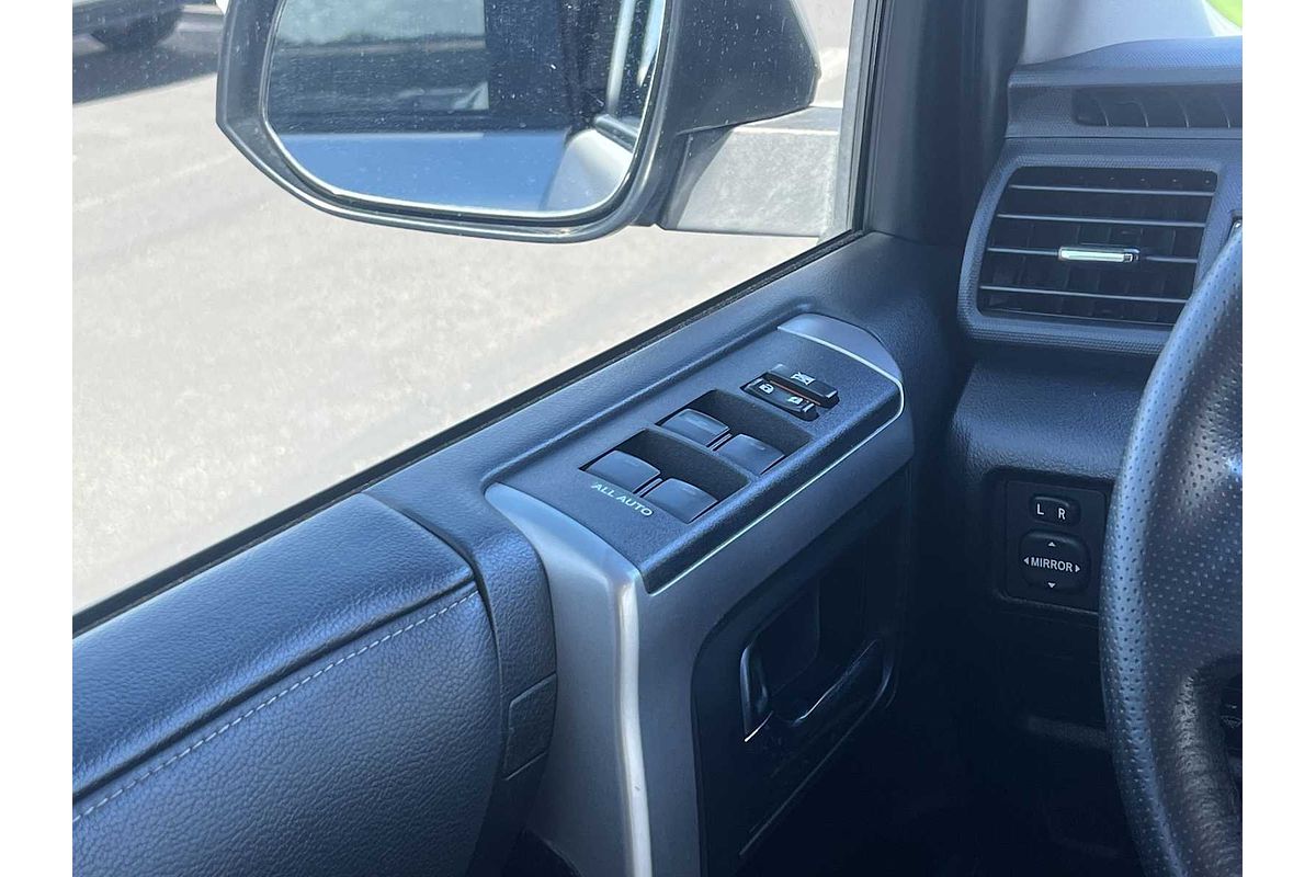 2022 Toyota 4Runner SR5
