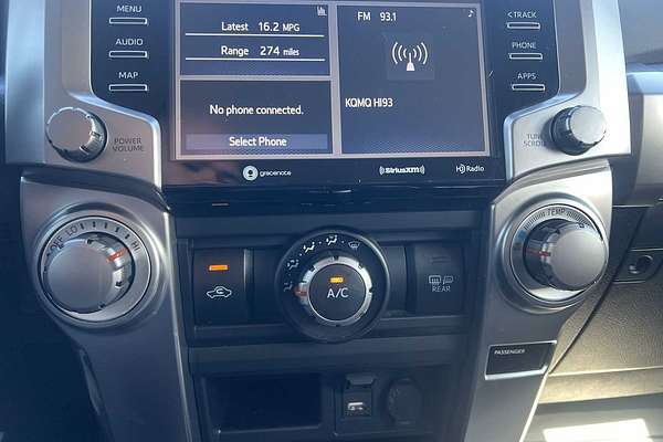 2022 Toyota 4Runner SR5