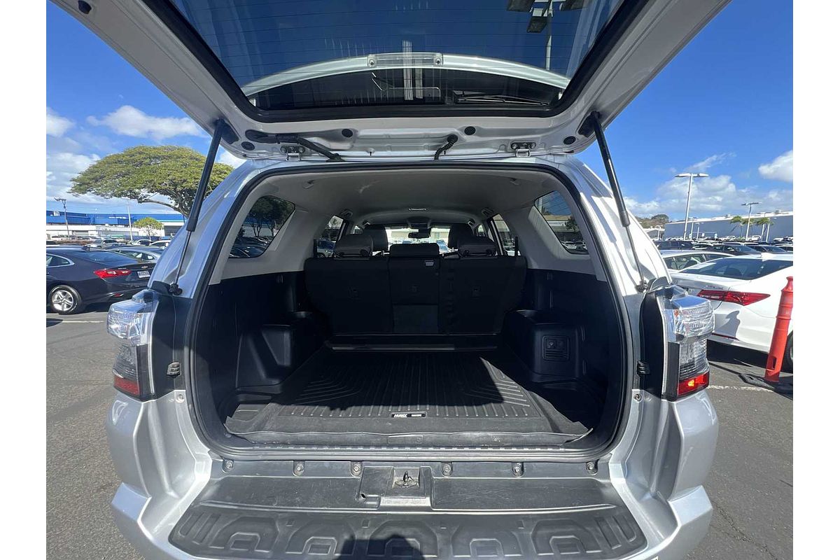 2022 Toyota 4Runner SR5