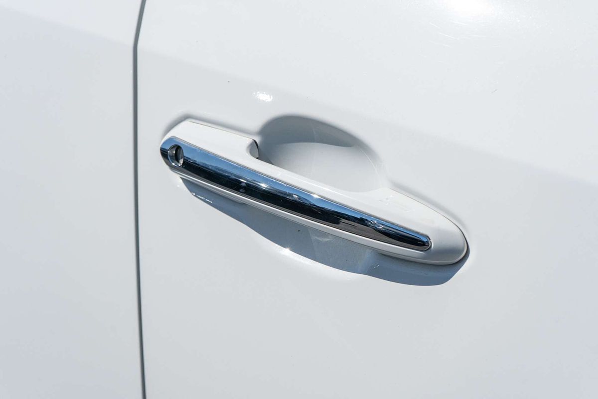 2020 Toyota RAV4 Cruiser AXAH54R